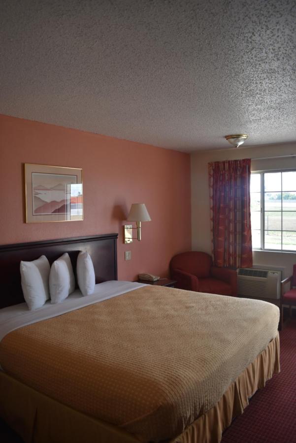 Royal Inn Springdale Exterior photo